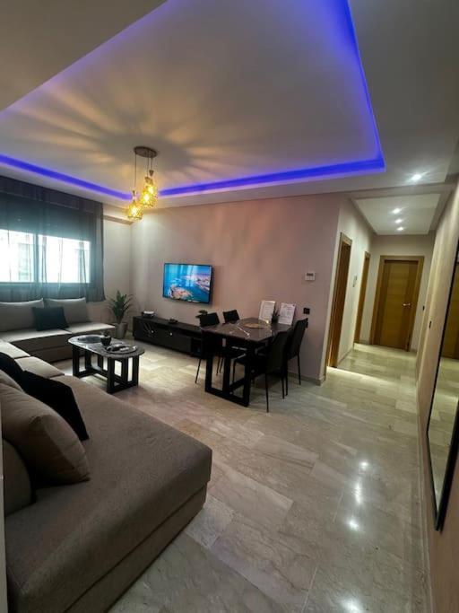 Appt Standing - Bay Apartment *